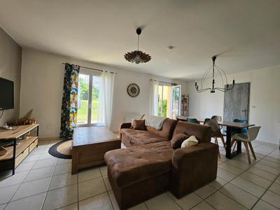 Maison traditionnelle - 75 m² - 3 pièces