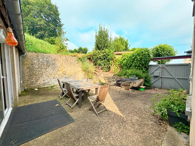 Maison - 157 m² - 6 pièces