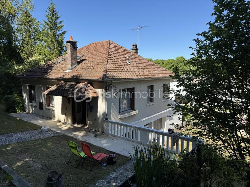 Maison traditionnelle - 83 m² - 4 pièces