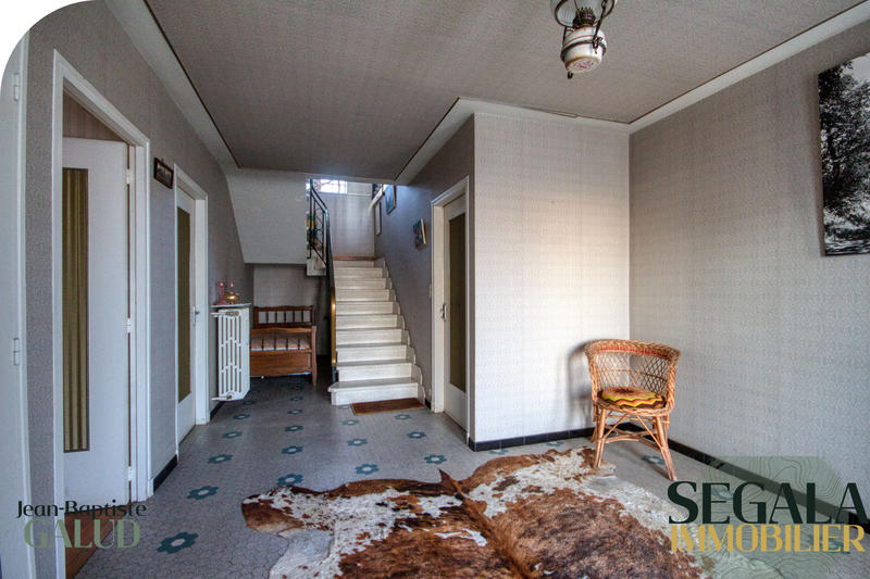 Maison - 120 m² - 4 pièces