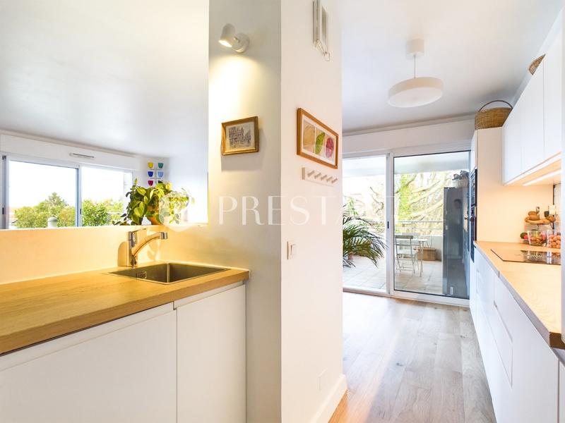 Appartement - 92 m² - 3 pièces