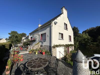 Maison - 152 m² - 6 pièces