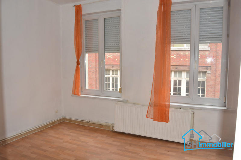 Maison - 85 m² - 5 pièces