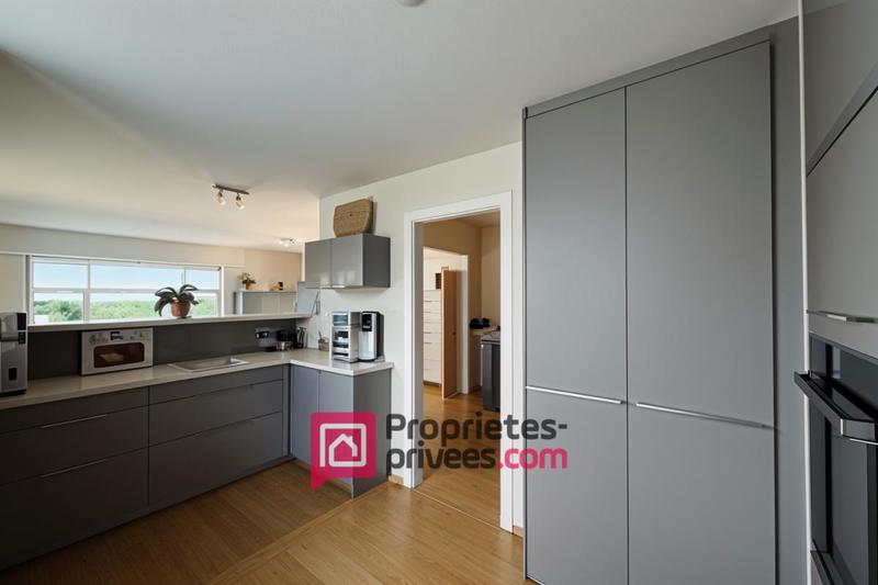 Maison - 180 m² - 7 pièces