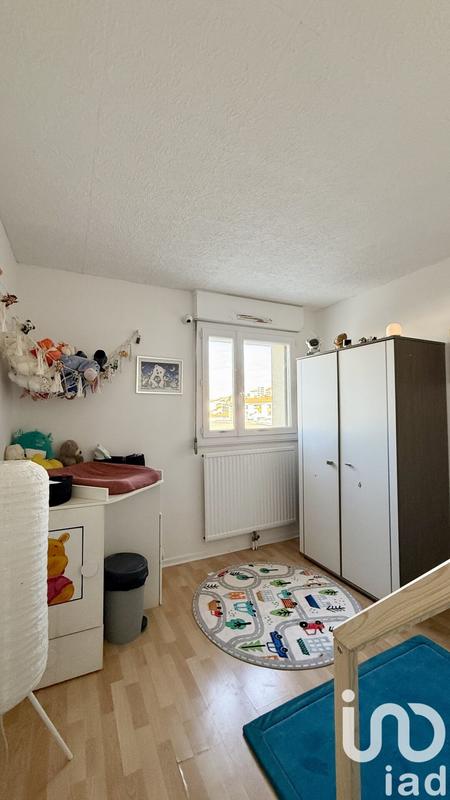 Appartement - 93 m² - 4 pièces