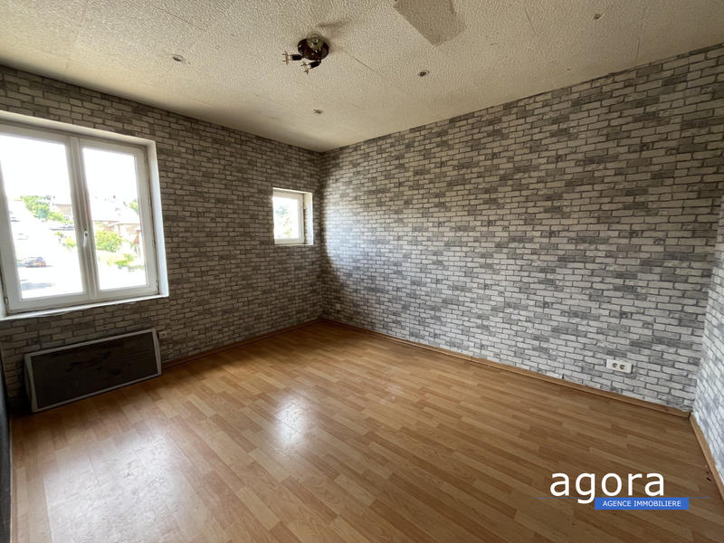 Maison - 100 m² - 6 pièces