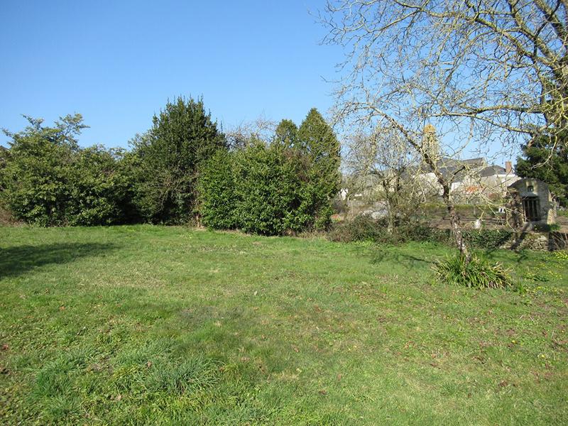 Terrain - 3 500 m²
