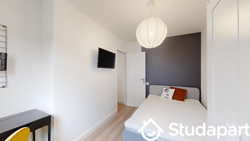 Chambre - 9 m² - 1 pièce