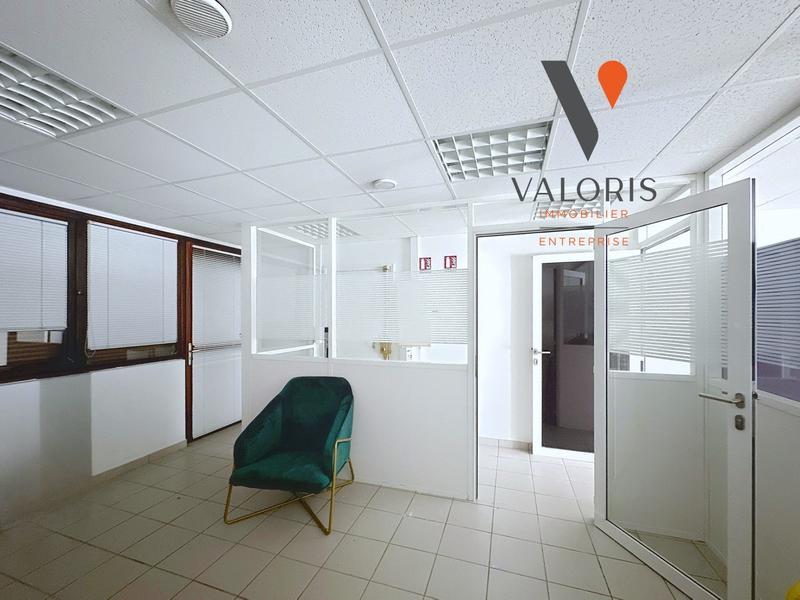 Bureau - 51 m² - 2 pièces