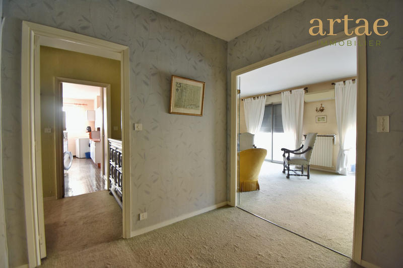 Appartement - 137 m² - 5 pièces