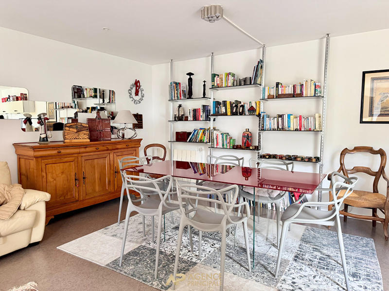 Maison - 102 m² - 4 pièces