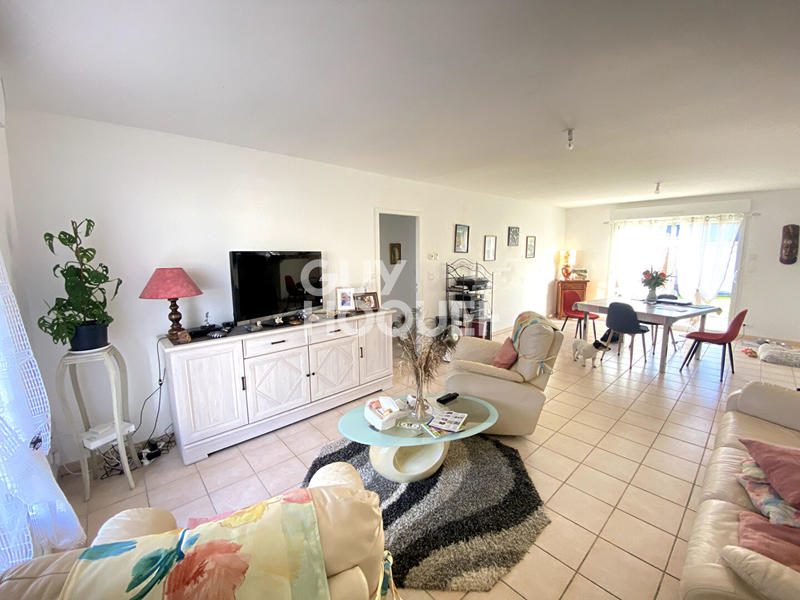 Maison - 92 m² - 5 pièces