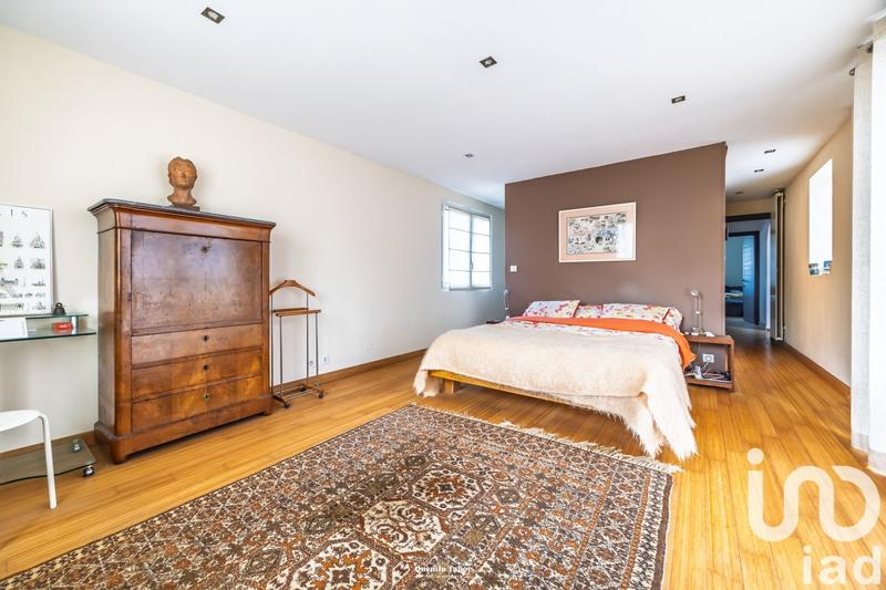 Maison de maîtres - 208 m² - 7 pièces