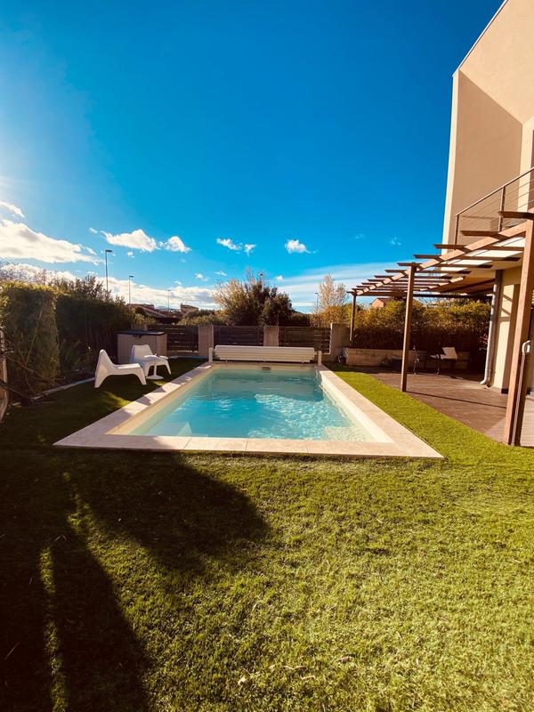 Maison - 181 m² - 5 pièces