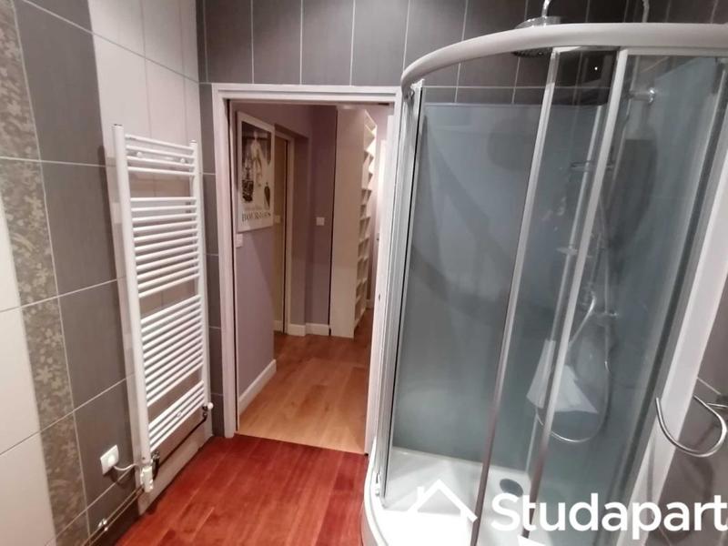 Chambre - 15 m² - 1 pièce