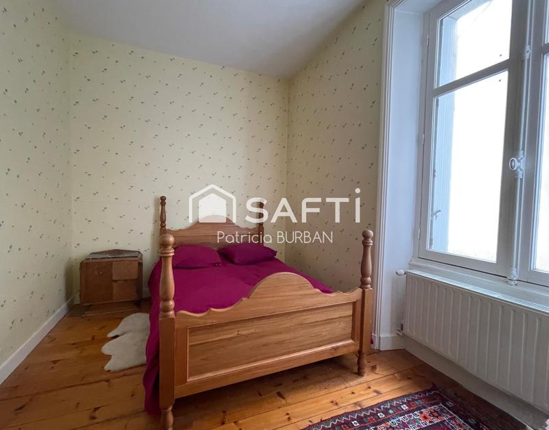 Maison - 184 m² - 8 pièces