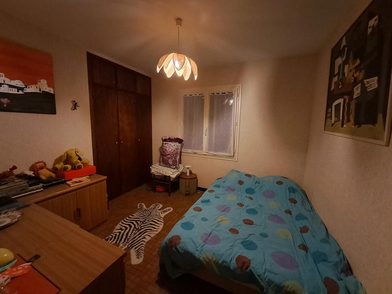 Maison - 180 m² - 9 pièces