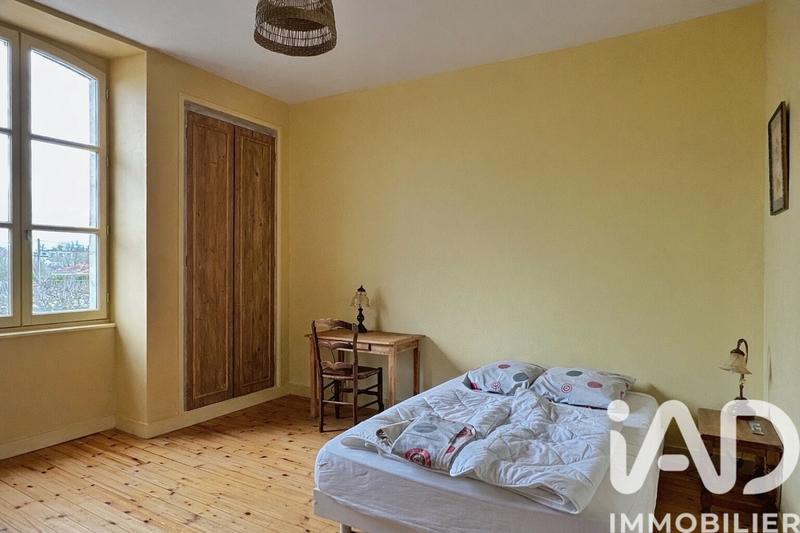 Maison - 356 m² - 11 pièces