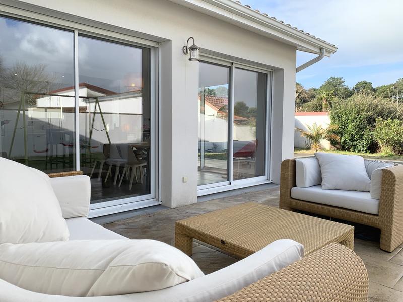 Villa - 166 m² - 9 pièces