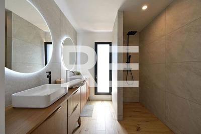 Maison - 167 m² - 6 pièces