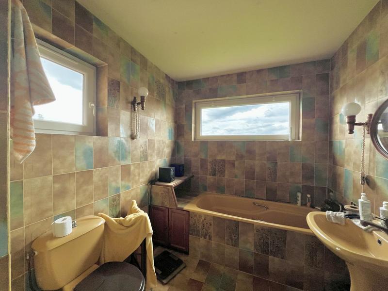 Maison - 449 m² - 6 pièces