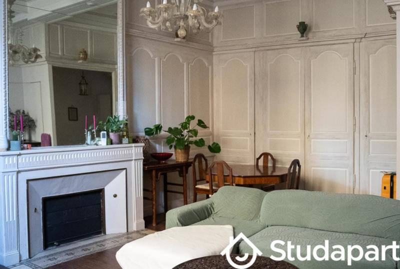 Chambre - 11 m² - 1 pièce