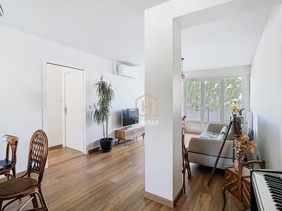 Appartement - 85 m² - 4 pièces