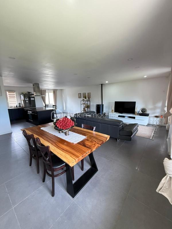 Maison traditionnelle - 173 m² - 5 pièces