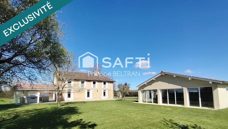 Maison - 430 m² - 10 pièces