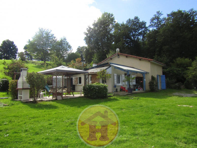 Maison - 100 m² - 3 pièces