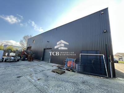 Local d'activités - 331 m²