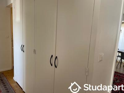 Chambre - 12 m² - 1 pièce