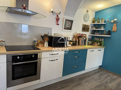 Appartement - 85 m² - 4 pièces