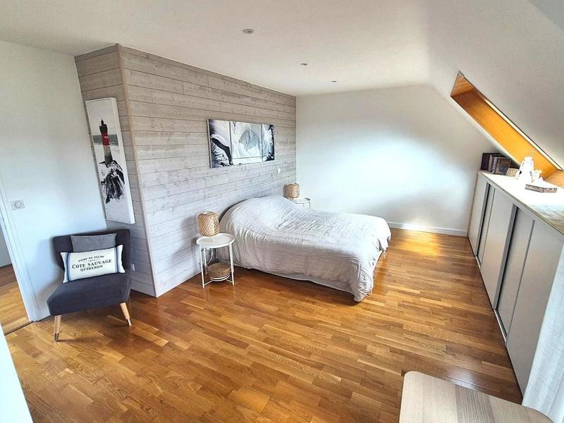 Propriété - 190 m² - 7 pièces