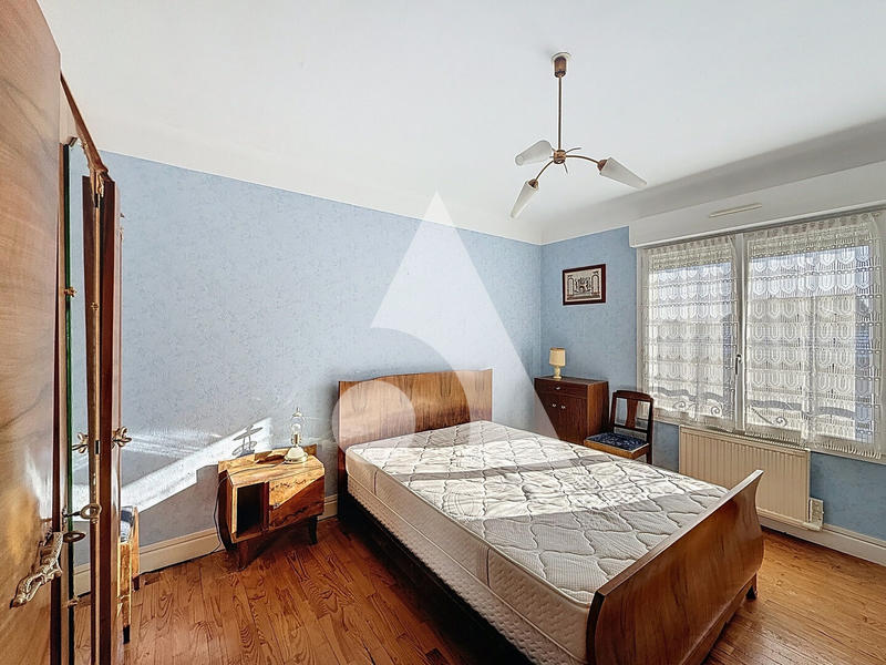 Maison - 191 m² - 7 pièces