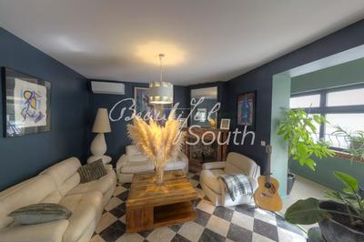 Maison chambre d'hôtes - 305 m² - 8 pièces