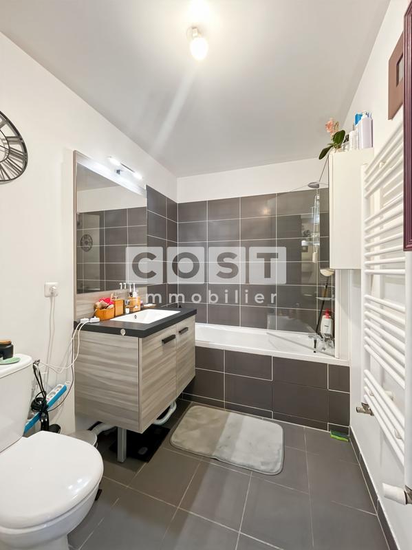 Appartement - 107 m² - 4 pièces