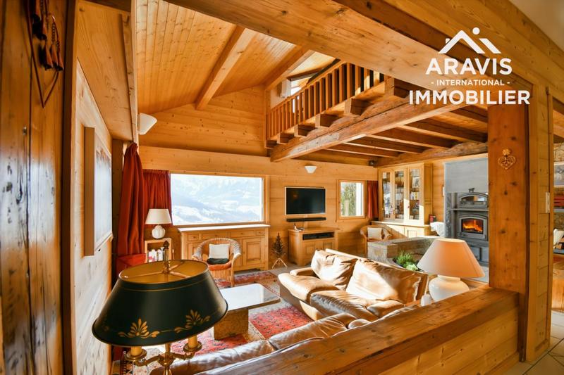 Propriété - 215 m² - 6 pièces