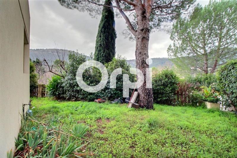 Appartement - 98 m² - 6 pièces