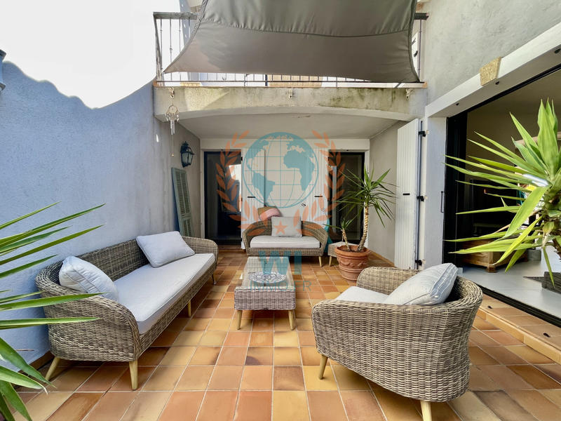 Maison - 170 m² - 8 pièces