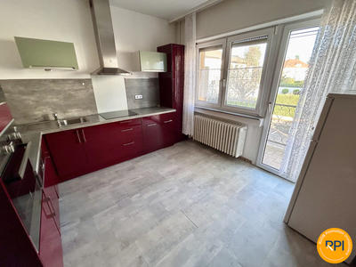 Maison - 206 m² - 10 pièces
