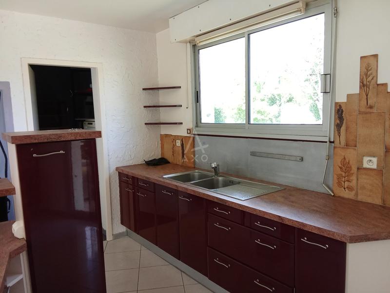 Maison - 191 m² - 6 pièces