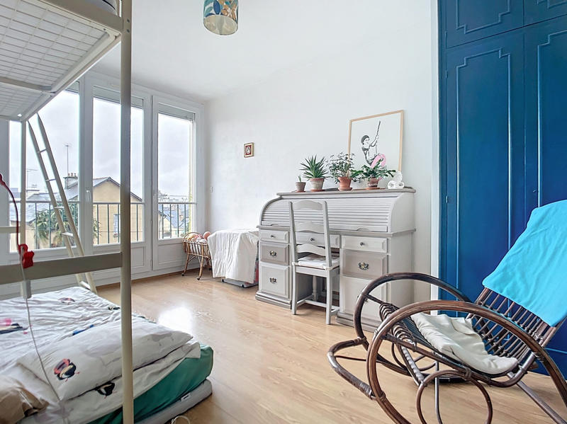 Appartement - 81 m² - 5 pièces