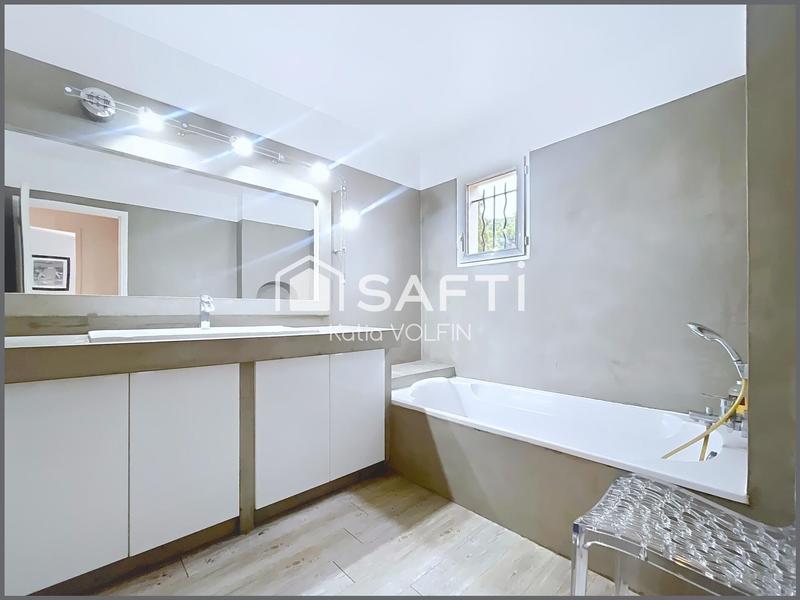 Maison - 152 m² - 6 pièces