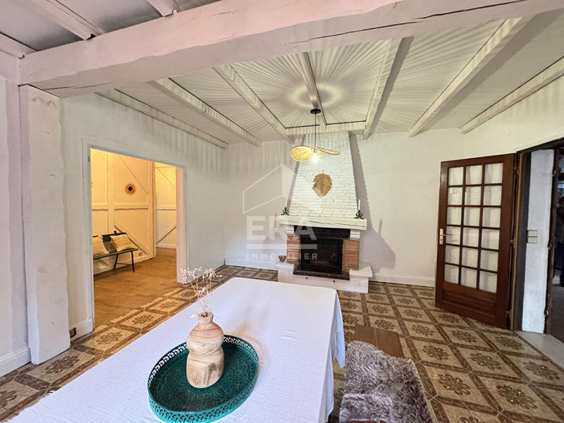 Maison - 200 m² - 8 pièces