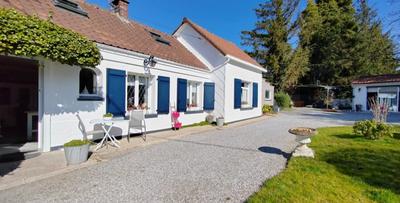 Maison - 100 m² - 8 pièces