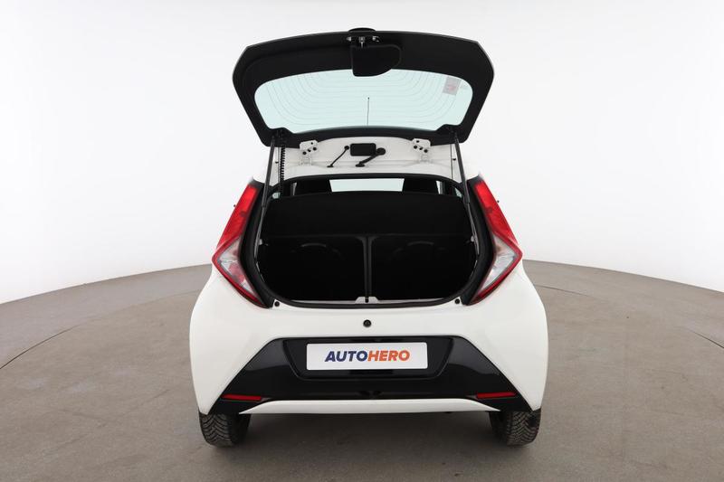 Toyota Aygo 1.0 Vvt-i X-Play X-Shift 3p 72 ch