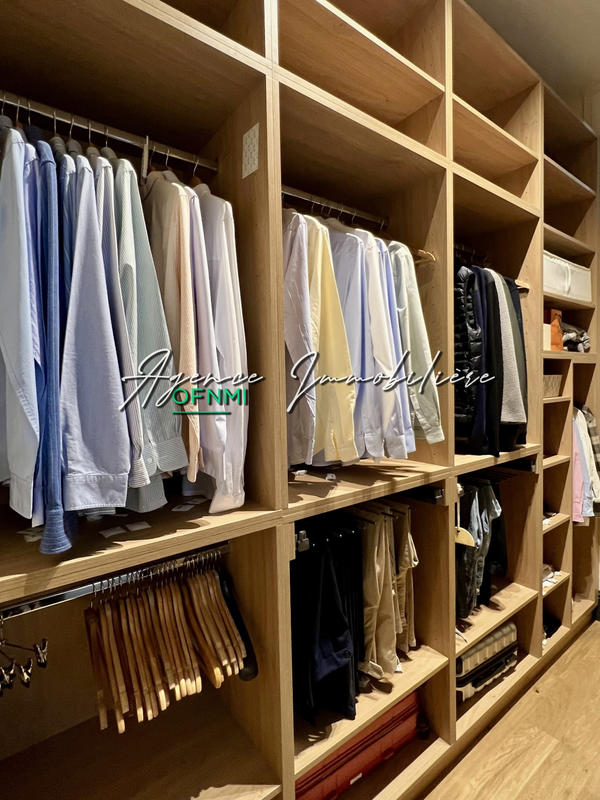 Appartement - 178 m² - 5 pièces