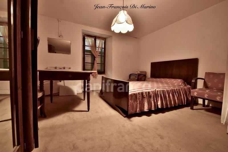 Maison de village - 139 m² - 7 pièces