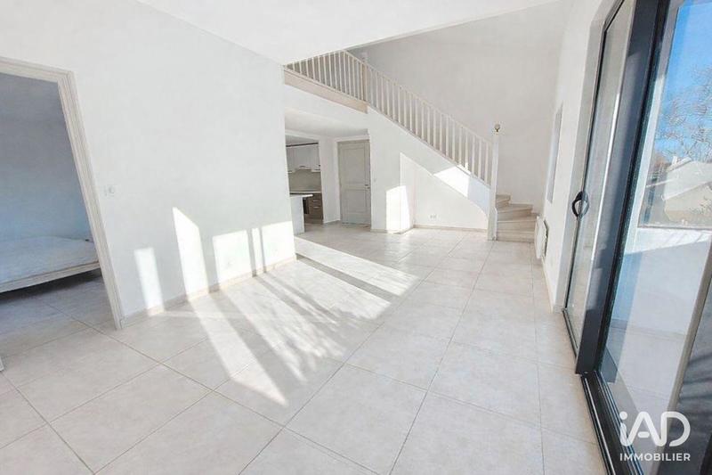 Appartement - 90 m² - 3 pièces